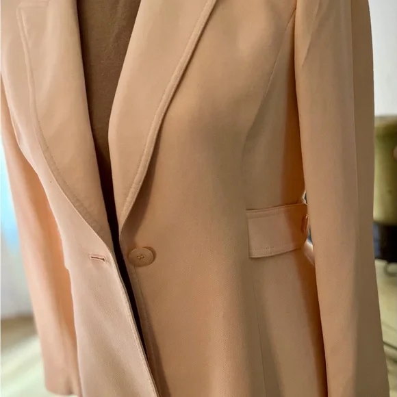 Kasper Petite 2-pc suit fully lined jacket and pants - Picture 5 of 10